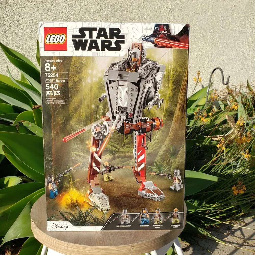 BRAND NEW LEGO Star Wars AT-ST Raider 75254 Minifigures Mandalorian 540 Pieces